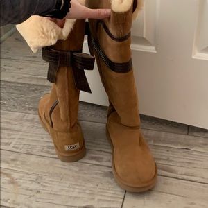 NWOT women’s UGG boot size 9